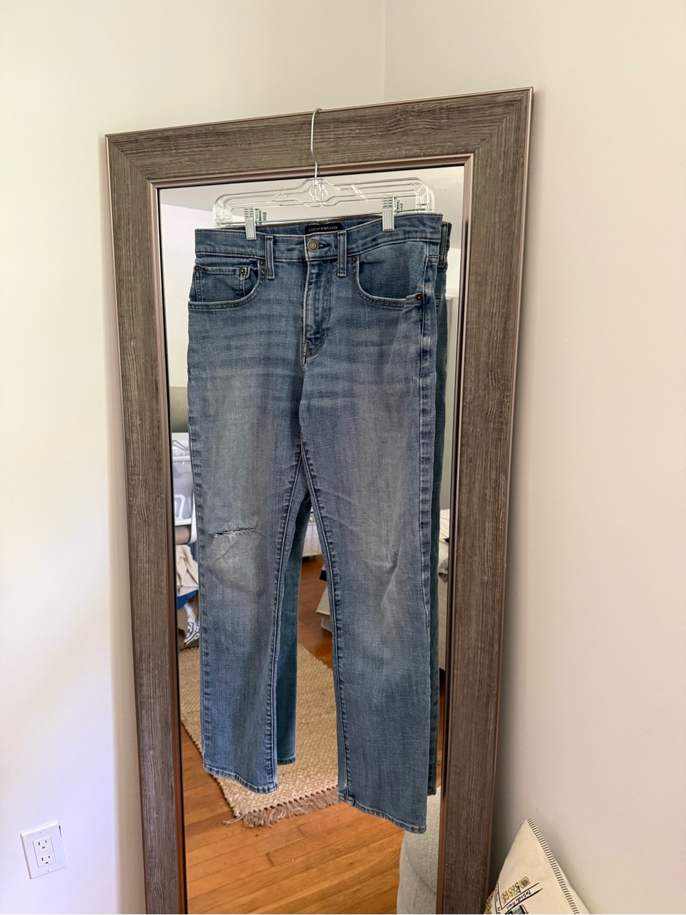 Lucky brand 223 straight Classic Mid Wash Women's Straight Jeans - Blue